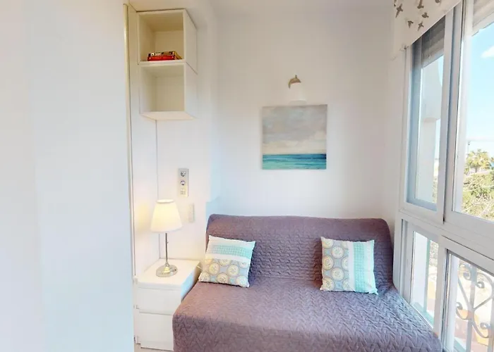 アパート Sun-ray フエンヒロラ